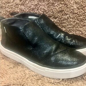Toms Black Slip-On sneakers